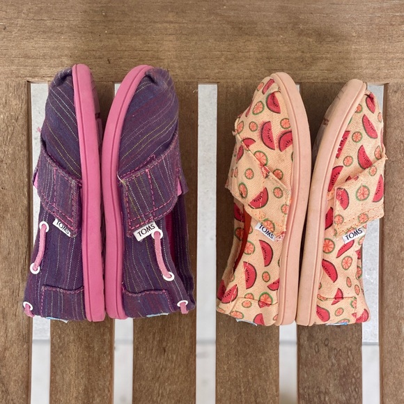 Toms classic alpargata slip on shoes toddler size 10 - Picture 4 of 5